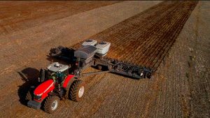 Trabalho de campo avalia desempenho de máquinas agrícolas em diferentes práticas de cultivo 
