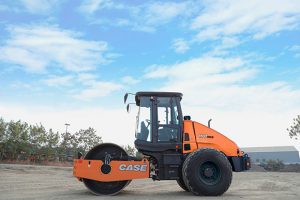 CASE amplia portfólio de produtos e apresenta novos equipamentos durante a Paving Expo 2022