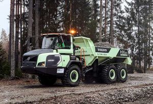 Volvo CE inicia testes com protótipo de caminhão articulado a hidrogênio