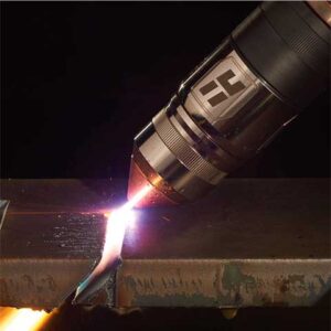 O que é preciso saber na hora de aderir a um sistema de corte a plasma CNC?