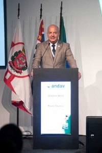 Mercado de distribuição de insumos agropecuários contribui para o crescimento sustentável do setor