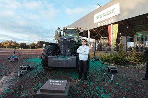 Fendt lança pedra fundamental onde será construída concessionária de Passo Fundo (RS)