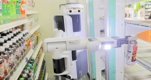 IA nas prateleiras: Robô de reposição de estoque chega a centenas de lojas de conveniência japonesas