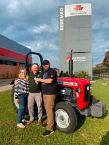 Massey Ferguson lança edição especial do trator MF 35x
