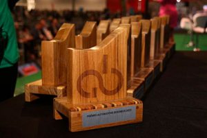 Mercedes-Benz conquista três troféus no Prêmio Automotive Business