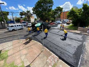 ‘Asfalto morno’ já supera 30% do total aplicado nas ruas e avenidas de Porto Alegre