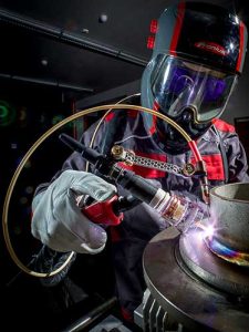 Nova tecnologia Fronius simplifica soldagem manual a frio