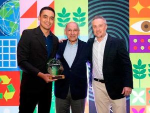 CNH Industrial é premiada entre as gigantes de telecomunicações