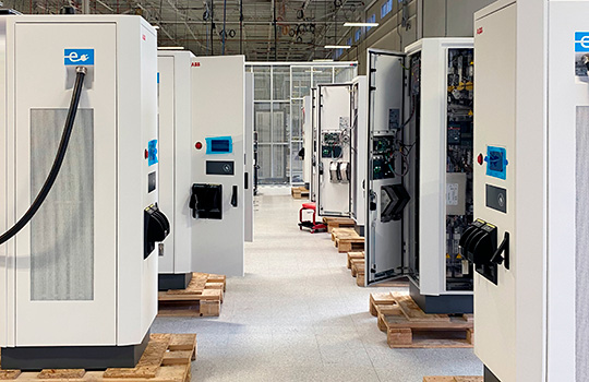 ABB E-mobility inicia produção de carregadores de veículos elétricos na Carolina do Sul