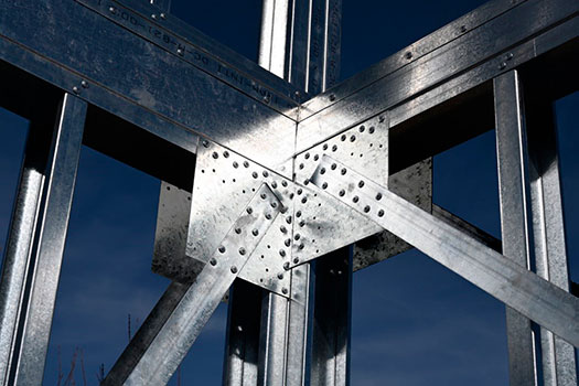 A importância do contraventamento em projetos de steel frame