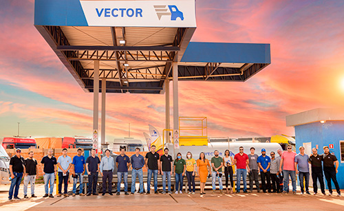 Vector inaugura primeiro ponto de abastecimento para caminhoneiros