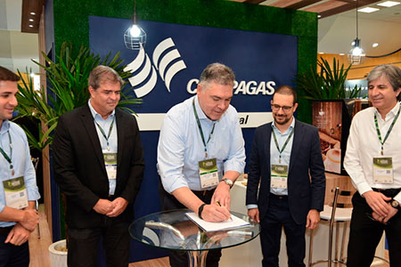 Compagas e Scania anunciam parceria para impulsionar GNV e biometano em veículos pesados