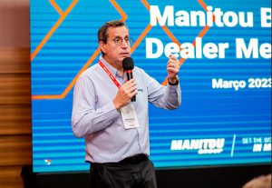 Grupo Manitou reúne distribuidores de Construção e reafirma compromisso com o desenvolvimento do setor