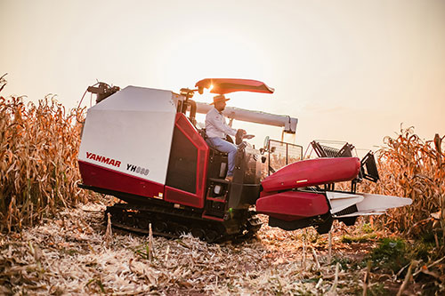 Expocafé 2024 - Tratores compactos para impulsionar a mecanização entre os cafeicultores familiares são os destaques da YANMAR na Expocafé 2024