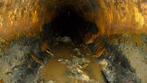 REDE DE ÁGUA É RECUPERADA COM TECNOLOGIA NÃO-DESTRUTIVA