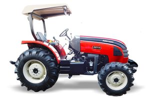 Agritech lança linha de tratores de 75 cv: o modelo AGT 75 nas versões compacta e agrícola na Agrishow