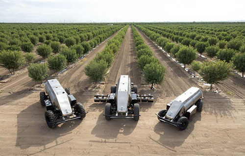 John Deere apresenta os novos tratores 7M, a colheitadeira X9 e a plantadeira série 3100FT na 28ª Agrishow
