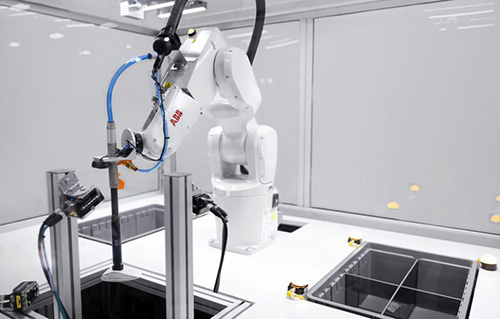 Robotic Item Picker da ABB habilitado para IA torna atendimento mais rápido e eficiente