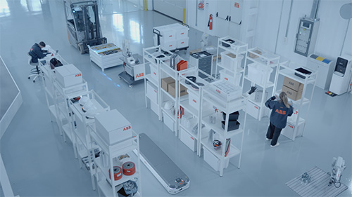 ABB transforma o desempenho do AMR com o lançamento da tecnologia Visual SLAM