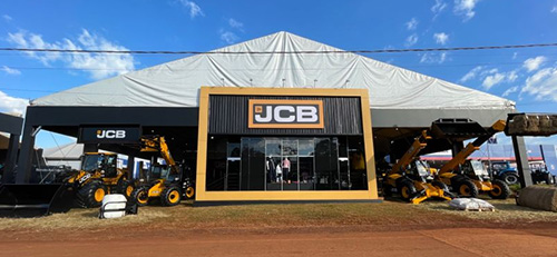 JCB bate recorde de vendas na Agrishow 2023