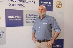 Com estratégia direcionada também ao agro, Komatsu apresenta na Agrishow escavadeira hidráulica exclusiva para o mercado brasileiro