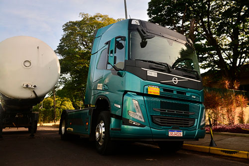 Citrosuco inicia projeto para transporte de carga em caminhão Volvo 100% elétrico