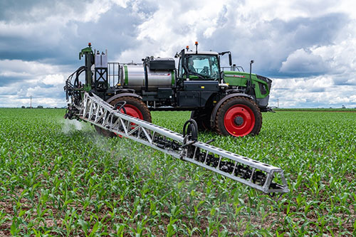 Na Bahia Farm Show, Fendt apresenta trator de esteira que traz alta performance para solos arenosos