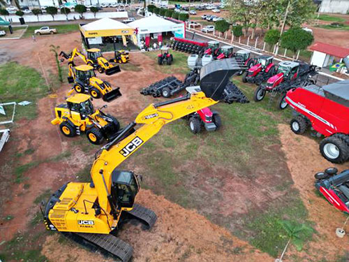 Grupo Pampa apresenta os destaques do portfólio JCB nas principais feiras do Mato Grosso
