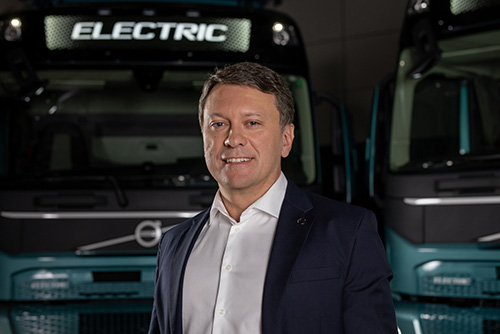 Volvo começa a testar caminhões pesados 100% elétricos no Brasil