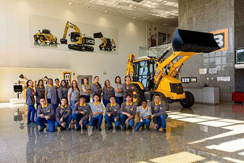 JCB abre inscrições para a terceira turma da Escola Lady Bamford