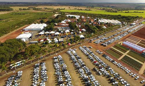 Texaco apresenta soluções em lubrificantes para manutenção de maquinário pesado do agrobusiness na Coopercitrus Expo 2023 até a próxima sexta