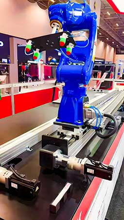 THK lança no mercado nacional moderna solução de manipulação para gravação a laser