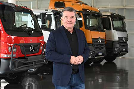 Mercedes-Benz comemora 20 anos dos caminhões Accelo no mercado brasileiro