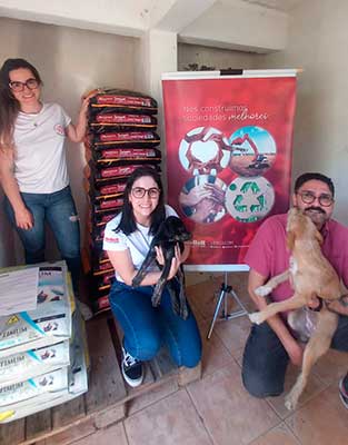 Dia Nacional do Voluntariado: colaboradores da Link-Belt celebram a data com doação para abrigo de animais no interior paulista