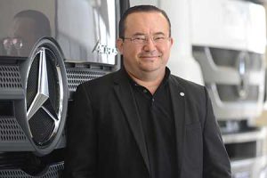 Óleo Genuíno Mercedes-Benz assegura longa vida útil e mais proteção para motores de caminhões e ônibus