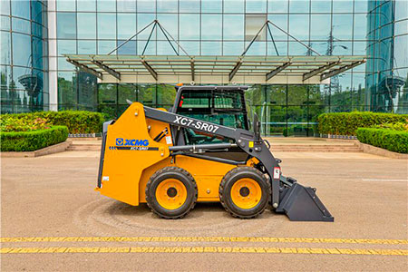 XCMG Brasil lançou com sucesso a mini pá carregadeira na Concrete Show 2023