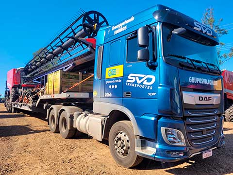 SVD Transportes assume logística de colheitadeiras produzidas no Rio Grande do Sul