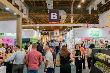 Conexão e muitos negócios são os resultados da Feira Internacional do setor de frutas, flores, legumes e verduras