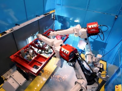 Gestamp automatiza mais uma linha de soldagem com ABB Robótica