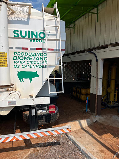 Granja de Toledo, no Paraná, inaugura unidade produtora de biogás com a presença do governador Ratinho Jr