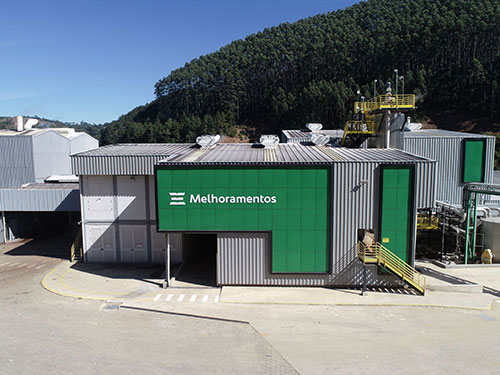Melhoramentos e Grupo IBS Energy firmam contrato para criação de nova linha de energia elétrica limpa em Camanducaia (MG)