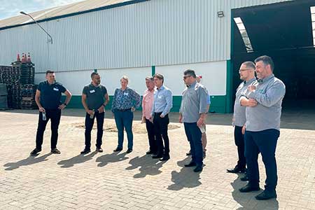 Fontanella Transportes recebe visita de lideranças importantes do Grupo Scania