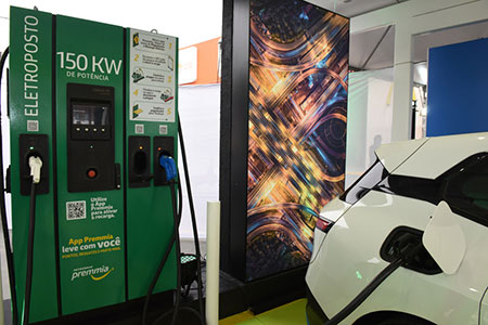 Vibra expande rede de eletropostos de alta potência e corredor de eletromobilidade já chega a cinco estados