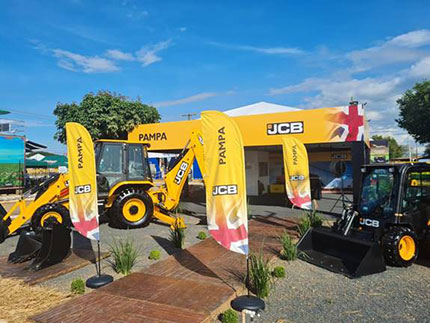 Grupo Pampa apresenta as principais máquinas do portfólio JCB na DINETEC 2024