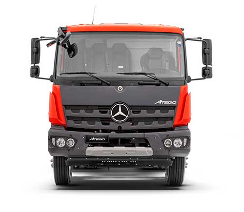 Mercedes-Benz traz novidades ao portfólio de caminhões 2024 com renovação da linha Atego e novos modelos vocacionais
