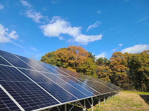 DAH Solar lança módulos solares com células que podem atingir eficiência de conversão energética de 26,5%