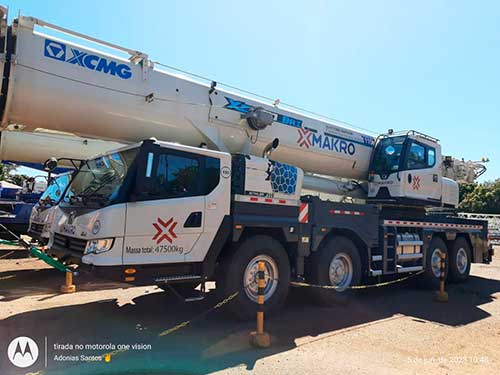 XCMG Brasil entrega 4 guindastes para a Makro Engenharia