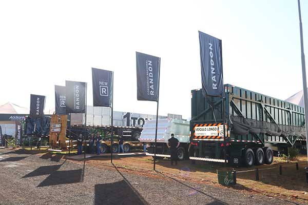Randon apresenta linhas de produtos mais leves e rentáveis para o agronegócio na Agrishow 2024