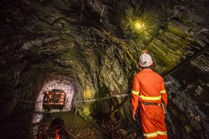Metodologia de modelagem implícita permite reduzir consideravelmente o tempo para modelar áreas de extração de ouro da mineradora