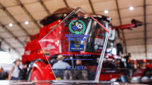 Nova linha de colheitadeira da Case